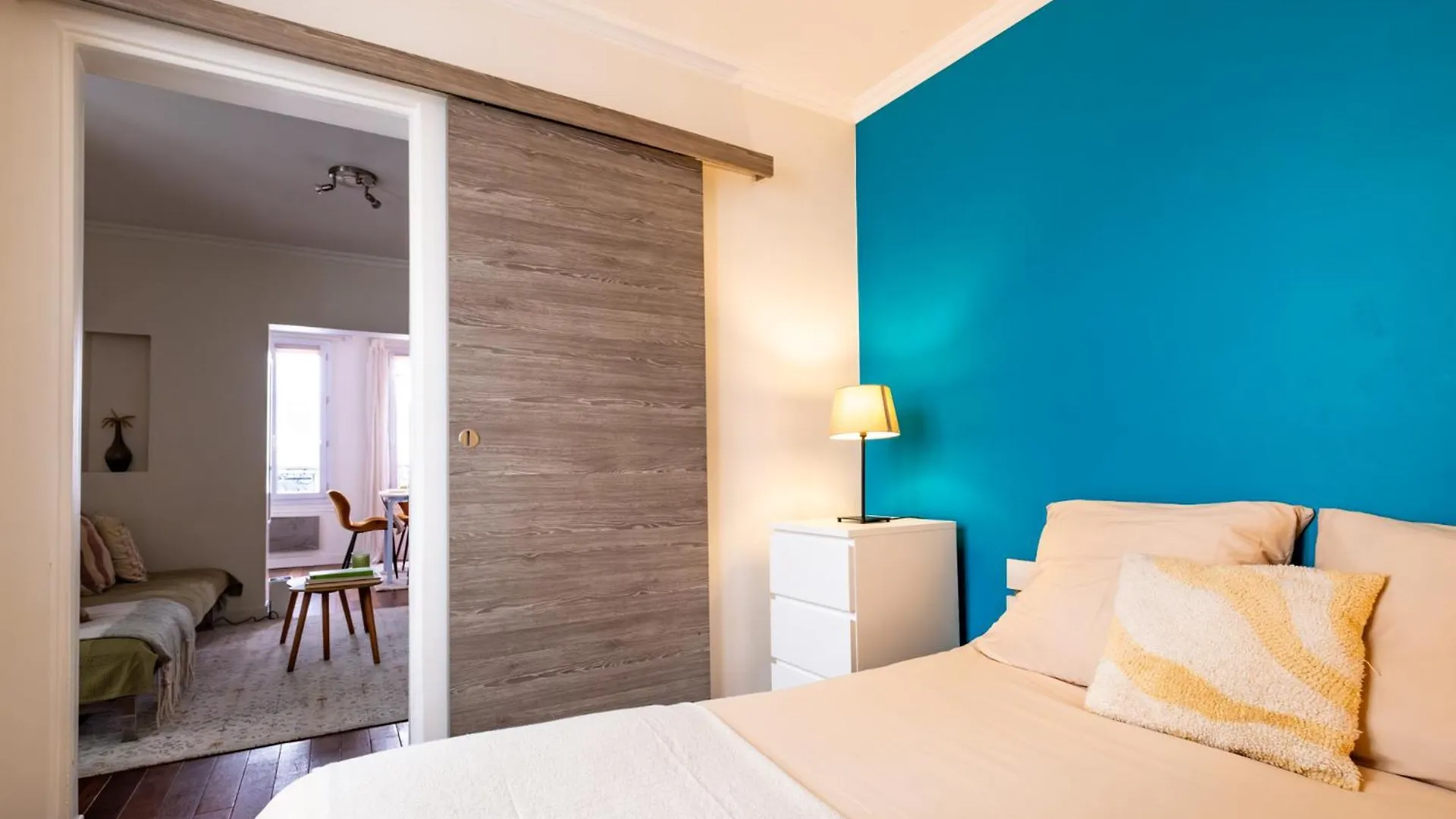 Charming Apartment In Heart Of פריז צרפת