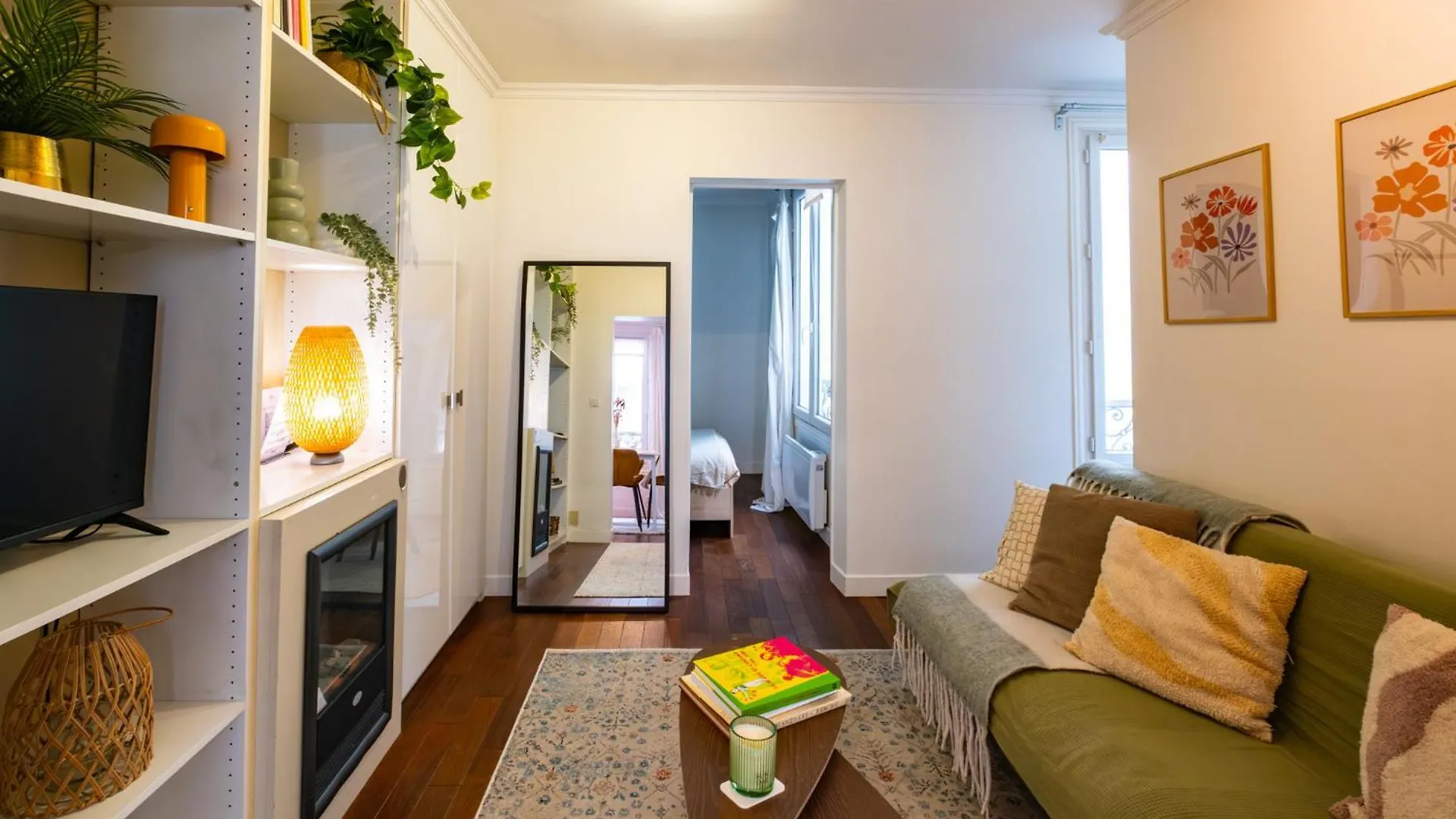 Charming Apartment In Heart Of פריז צרפת