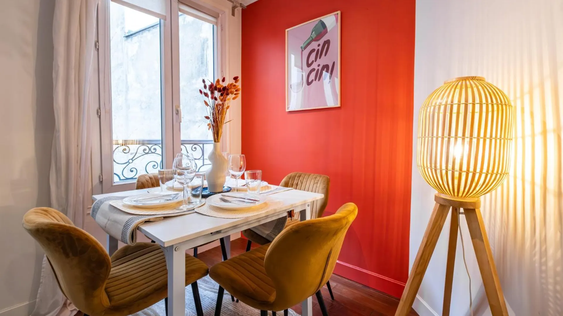 Charming Apartment In Heart Of Paris location